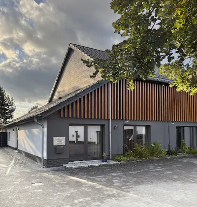 FIDES Zakład Pogrzebowy Opole. Usługi Pogrzebowe, kremacje, organizacja pogrzebu. Transport Zwłok. Trumny, Urny.